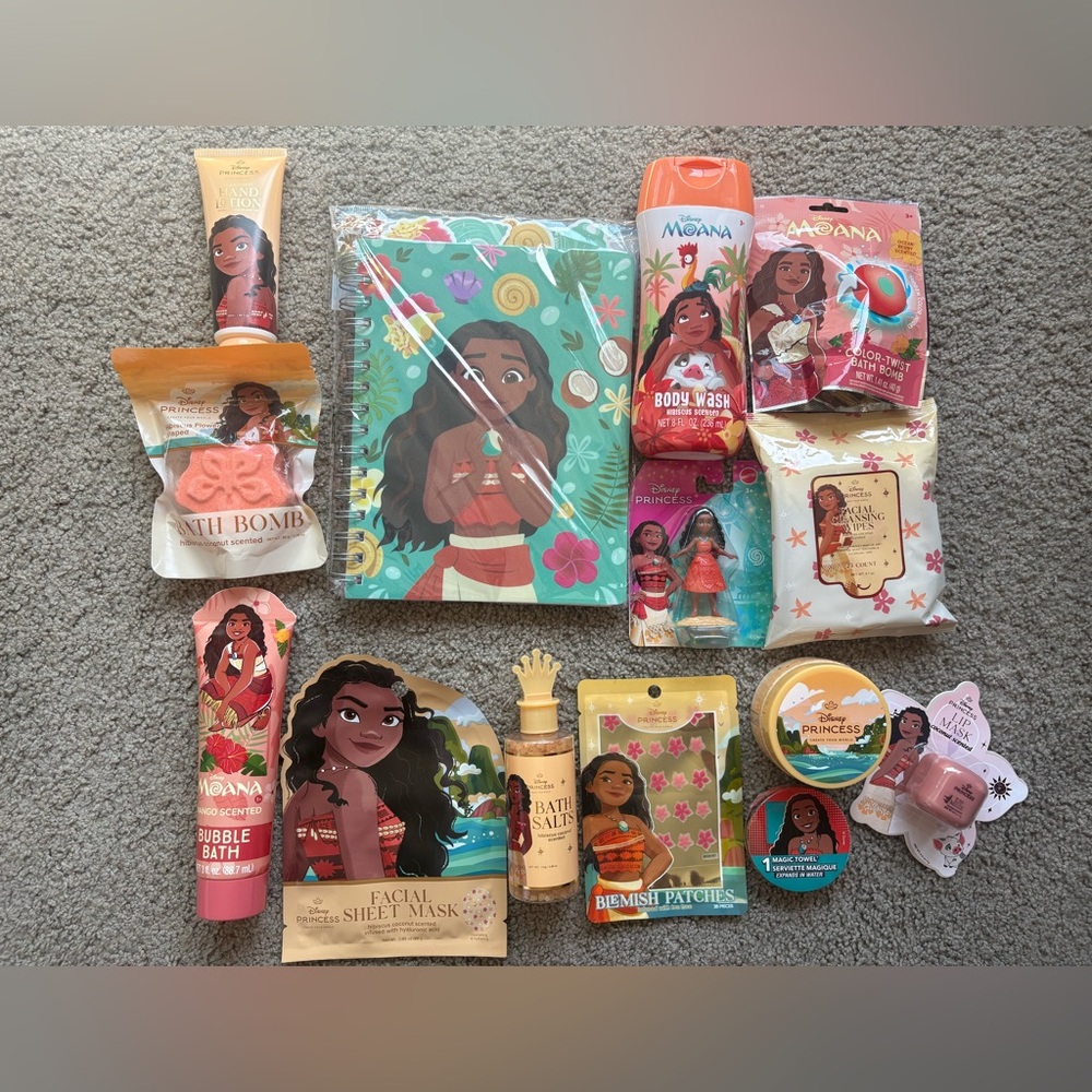 (14) MOANA Ultimate Collection